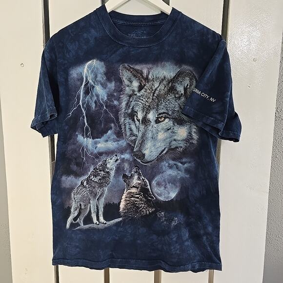 The Mountain Wolves Wolf Moon Tie-Dye TShirt M Blue Animal Spiritual USA - Picture 1 of 7